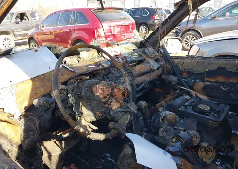 2003 Infiniti Qx4 Luxury z USA, uszkodzony, nr VIN JNRDR09Y83W304145